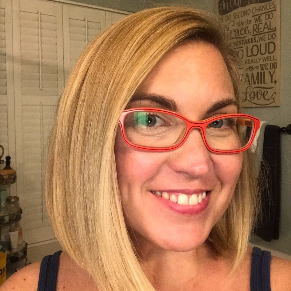 Meet your Posher, Candace